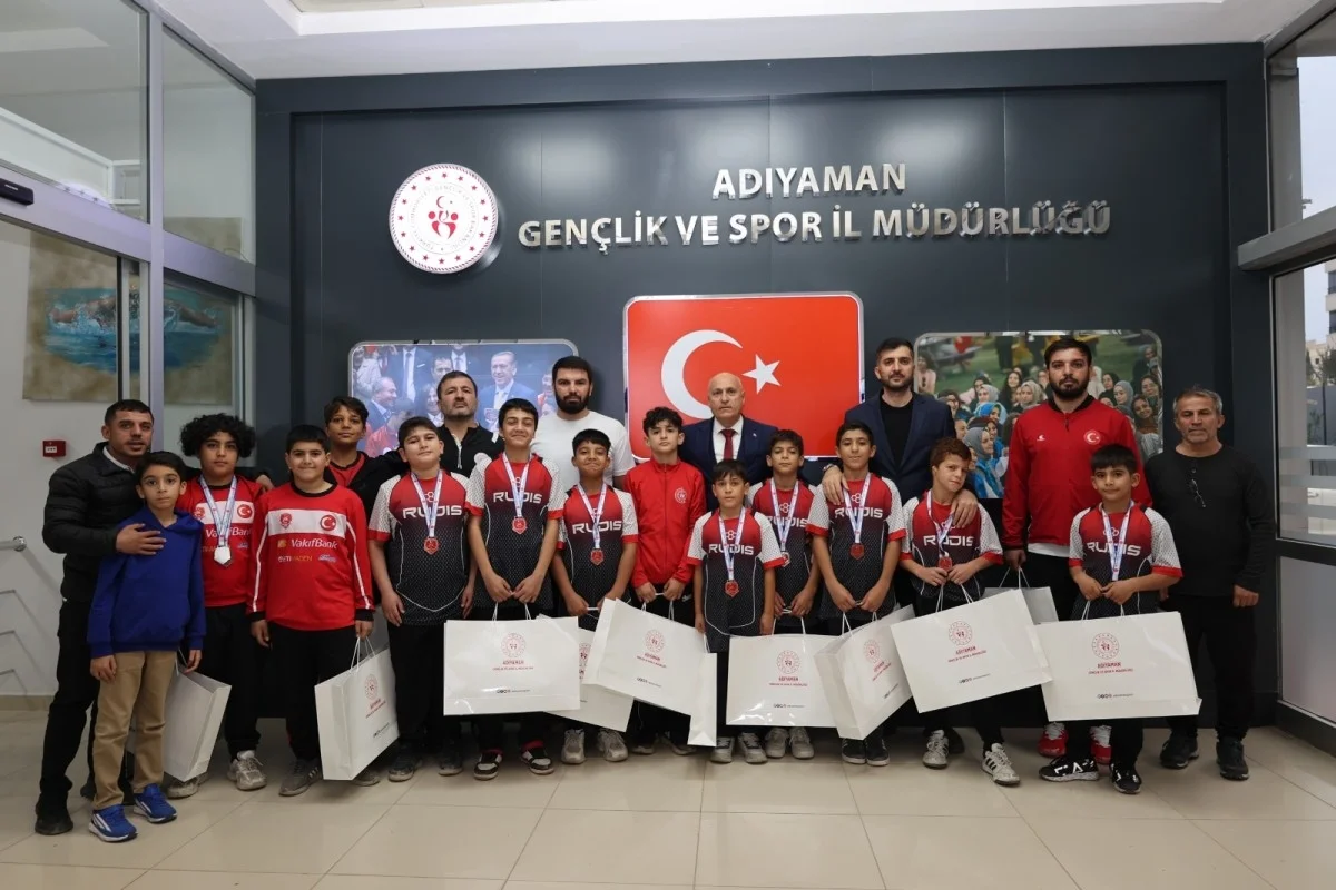 Depremin ardından gelen başarı