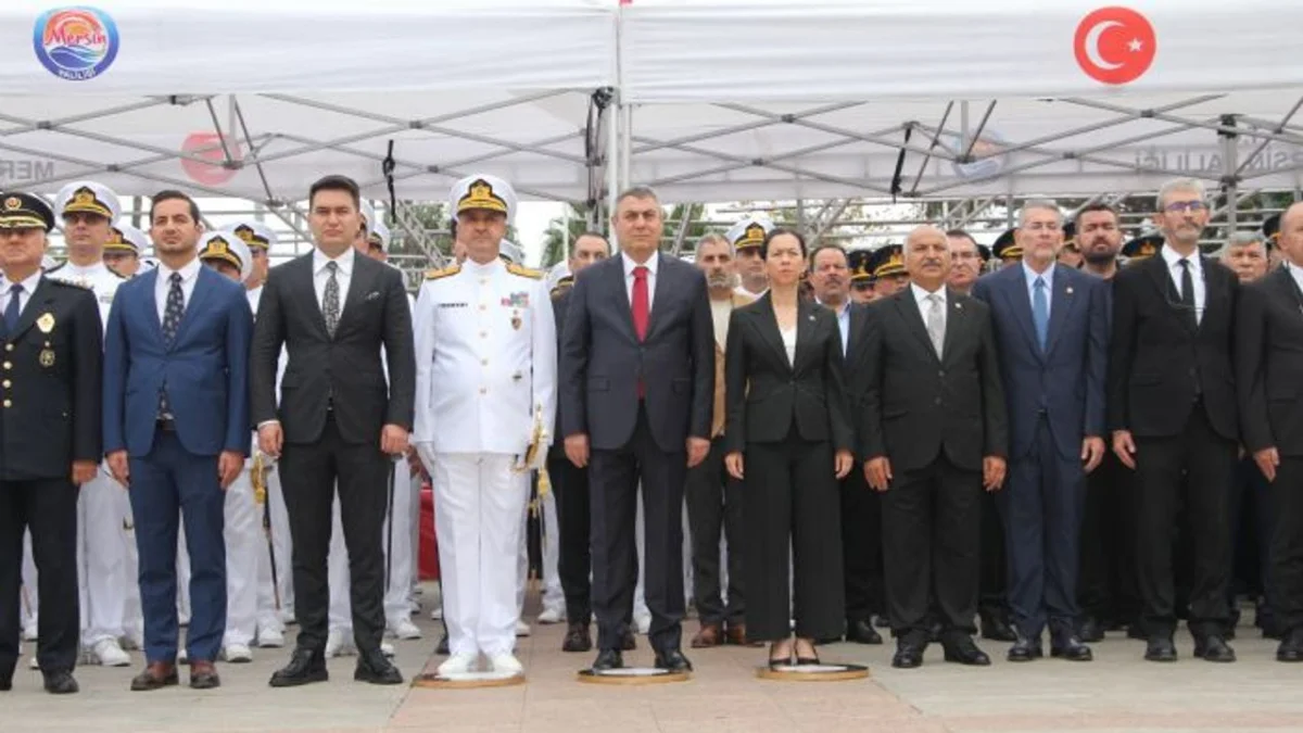Mersin’de 29 Ekim Coşkusu Başladı! Cumhuriyet Meydanı’nda İlk Tören