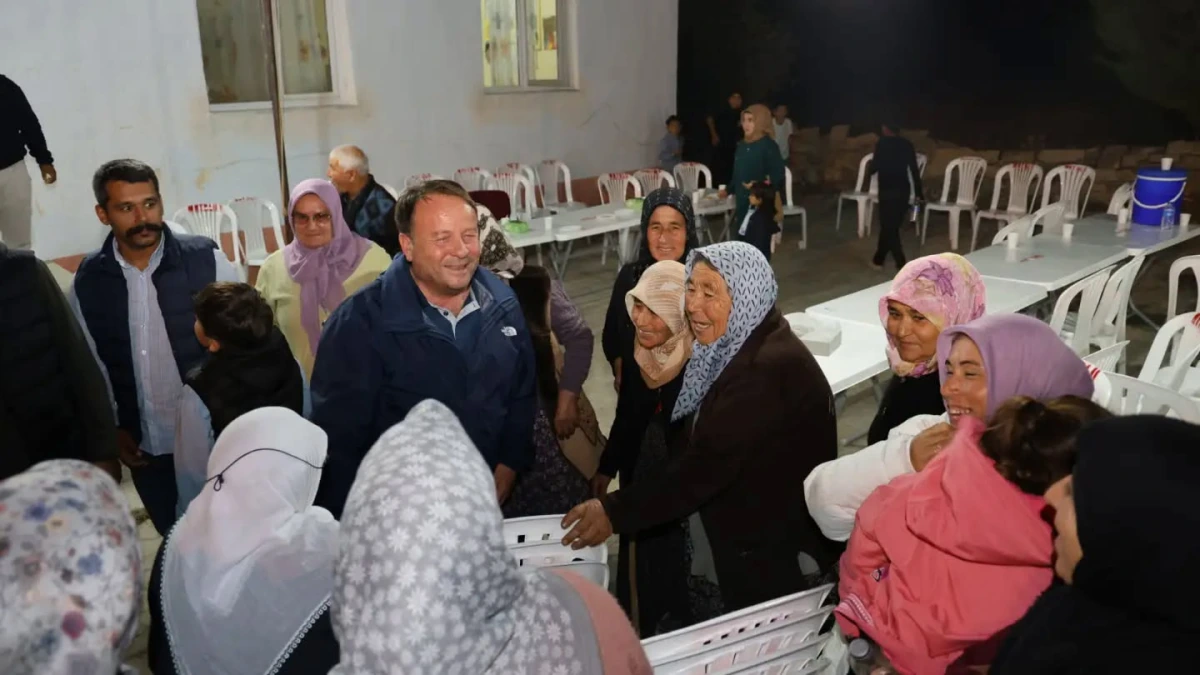 Başkan Murat Orhan, Güzelköy ve Yeşilköy’de Vatandaşları Dinledi